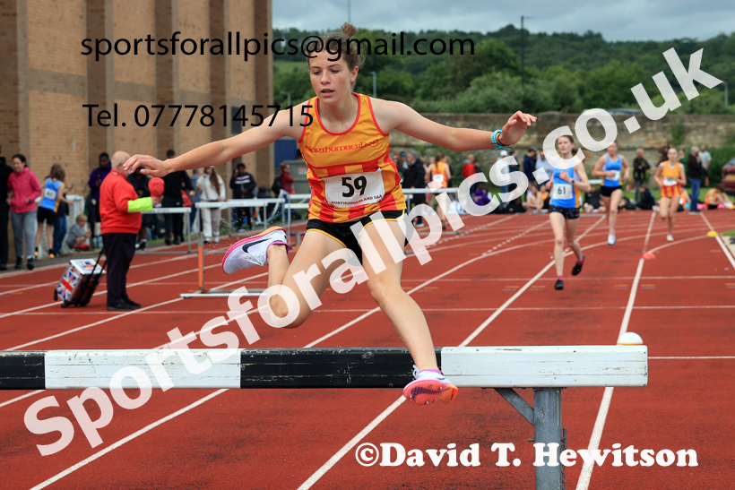 Steeplechase, 2026 Northern Schools Inter Counties, Wentworth, Hexham. Photo: David T. Hewitson/Sports for All Pics